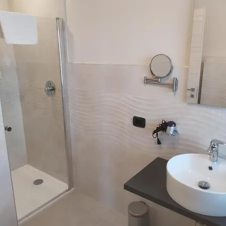 Garda Diamant Bed & Breakfast Desenzano del Garda